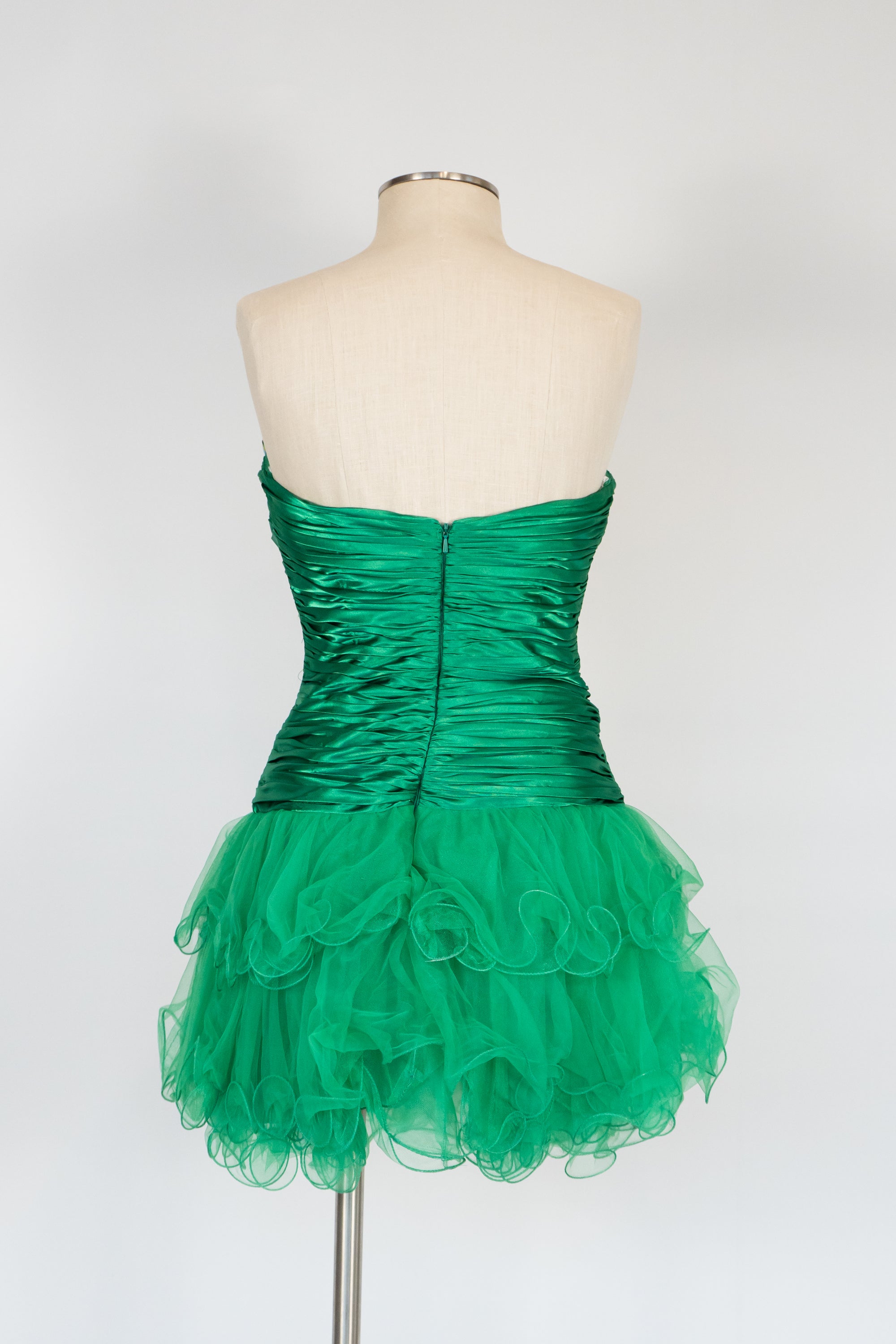 Kelly Green Short Dress by Sherri Hill